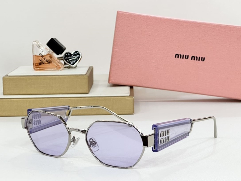 Miu miu Sunglasses